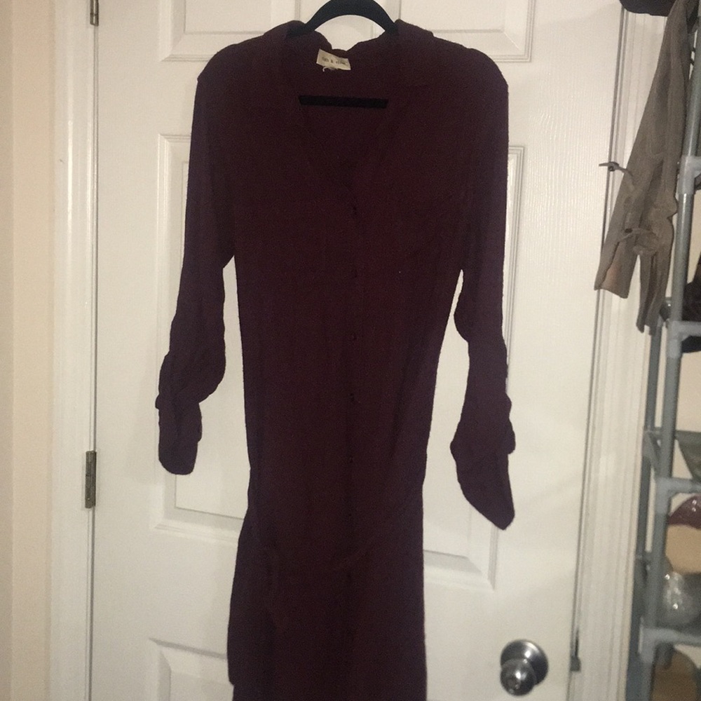 Cloth and stone large maroon shirt dress